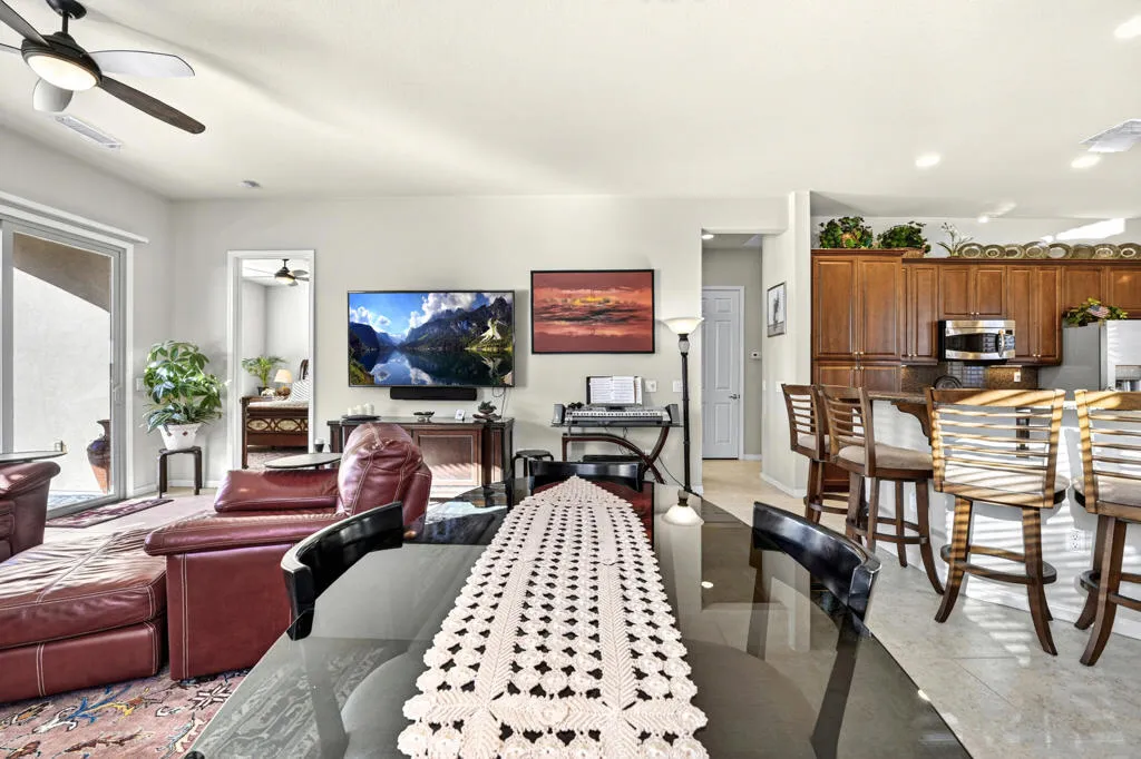 41091 Calle Pueblo, Indio, California 92203 home-pic-6